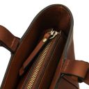 Libra Schultertasche aus Leder Schwarz TL142562