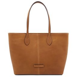 Essenza Leather Shoulder bag Natural TL142612