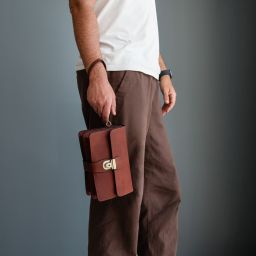 Oliver Elégante Pochette en Cuir Marron TL142608